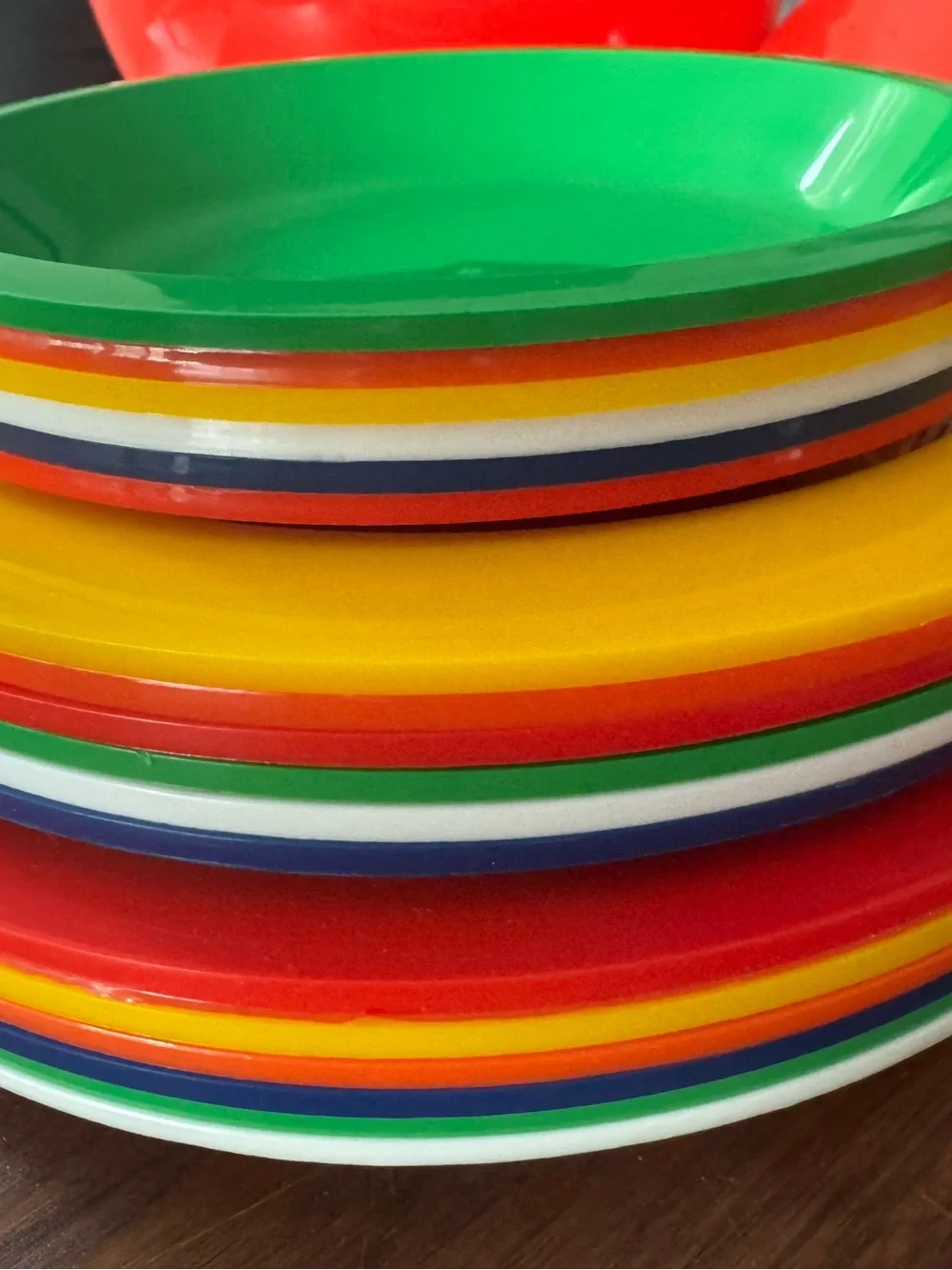 Retro Ingrid Bright Red Plastic Serving Bowl with 24 piece Serving Set